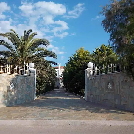 Villa Alepokhori Beach Stunning With Olympic Pool